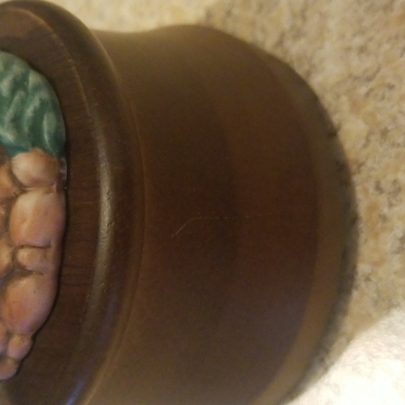 Vintage Lovable Teddies by Michael Hague APRIL Easter bear musical figurine 1986 - Picture 9 of 12